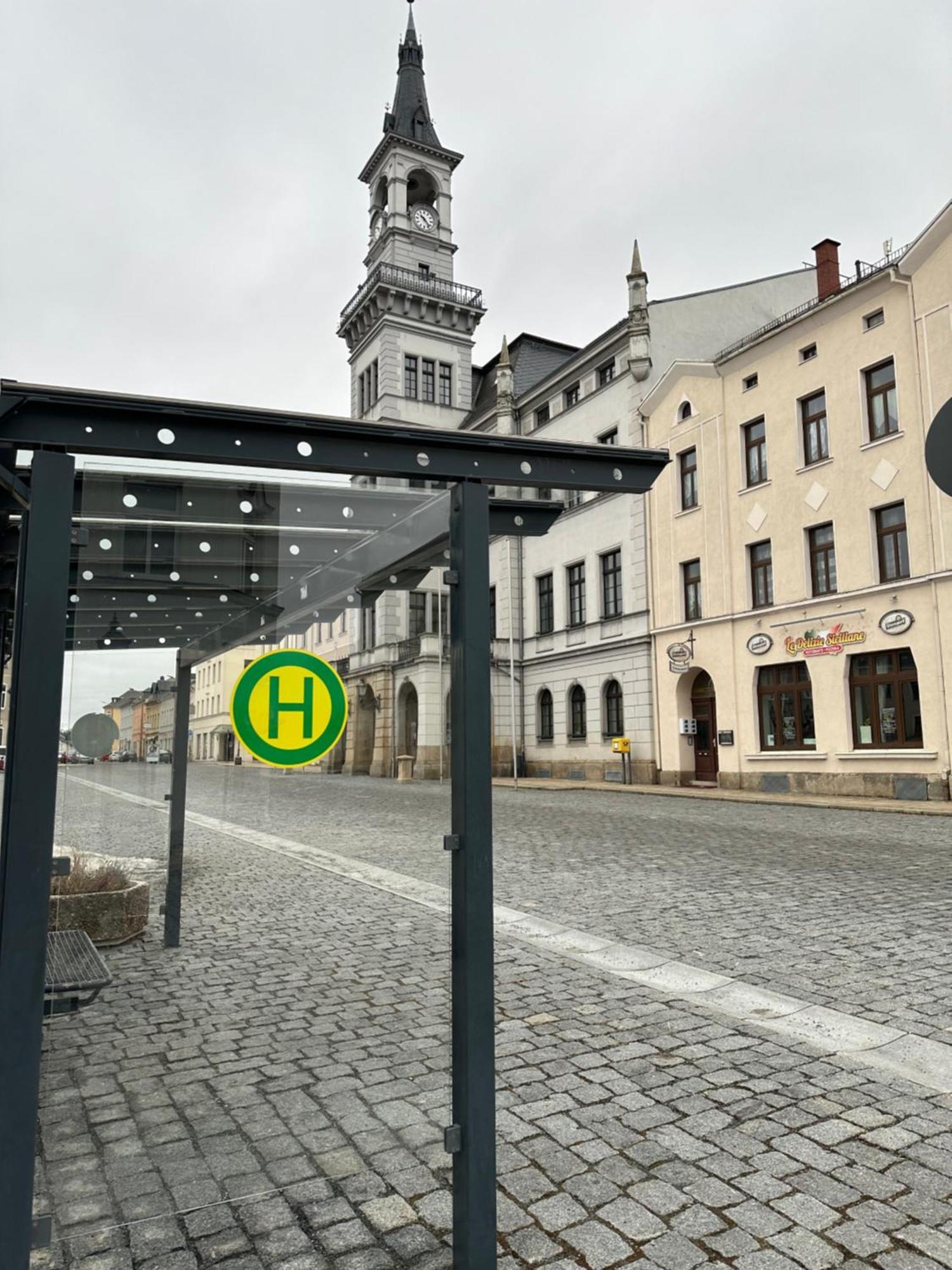 Kleinzimmer Am Markt Oelsnitz  Dış mekan fotoğraf